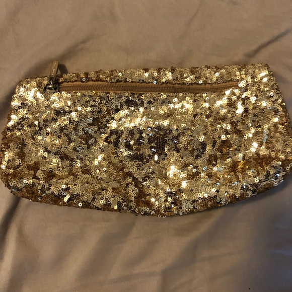 Victoria Secret gold sequin clutch - Picture 4 of 4